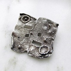 Vintage Hand-Crafted Sterling Silver Brooch ETC2815