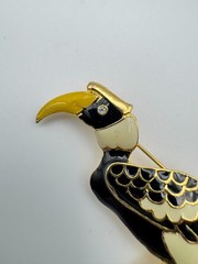 Vintage Bird Brooch Black Enamel Hornbill Toucan Rhinestone Eye Figural Animal