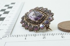 ANTIQUE ENGLISH 12K GOLD AMETHYST PEARL PIN BROOCH c1830