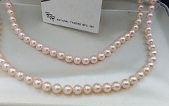 48″ GENUINE MALLORCA SPAIN ISLAND HAND KNOTTED STRING SIMULATED PEARLS BOX COA