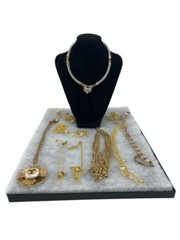 Nice Grouping of Vintage Silver and Gold Toned Necklaces good overall condition