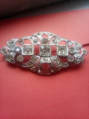 Antique glamorous silver-tone Art Deco brooch pin rhinestone accents C clasp