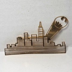 Batman Gotham City Skyline Brooch Pin Vintage DC Comics Bat-Signal Gold Tone
