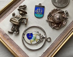 Vintage STERLING ENAMEL Charms TROPICAL FISH BAHAMAS Straw Hat STEEL DRUMMER