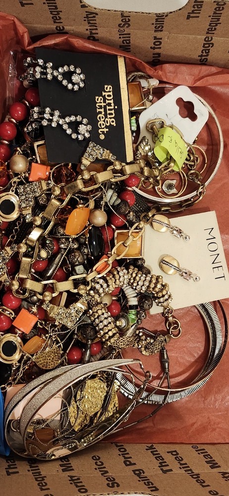 Vintage to now jewelry lot # 149