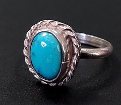 Sterling Silver ring with robin egg blue turquoise stone! Size 4.5, 2.5 grams!