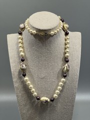 Vintage Japan Faux Pearl Lilac Necklace 28″ Long