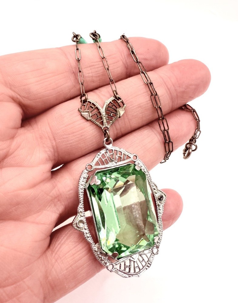 Large Art Deco UG Uranium Glass Rhodium Plated Filigree Necklace Vintage Jewelry
