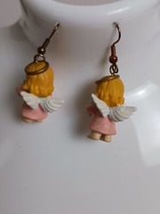 Vintage Dangle Singing Angel Earrings Unmarked 1″ SO CUTE!