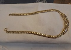 Vintage Trifari Gold Tone Choker W/Distinctive Crystal Settings Signed