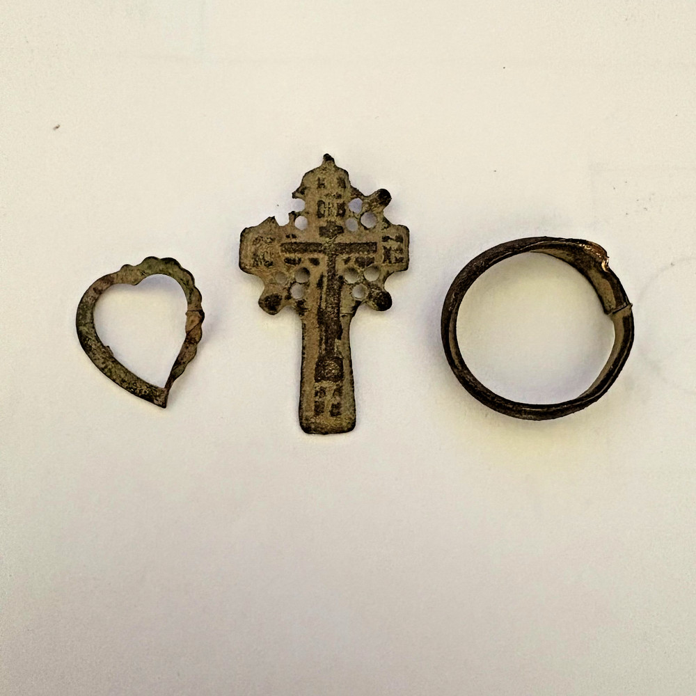 old jewelry collectables