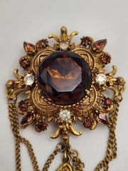 Vintage Florenza Signed Brooch Amber Topaz Rhinestone Gold Tone Chains 3.25″ Lg