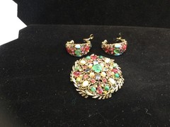 Vintage Holly Craft Fruit Salad Brooch And Clip Hoops
