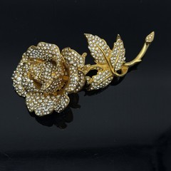 JOSE MARIA BARRERA Rose Huge Brooch Rhinestone Gold Tone Flower Vintage Pin 4.5″