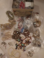 Large Costume Jewelry Lot #3 * APPROX 100 Vintage Pieces * watches bracelets ETC