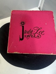 Vtg Judy Lee Green Marquise Rhinestone Starburst Flower Gold Tone Demi Parure