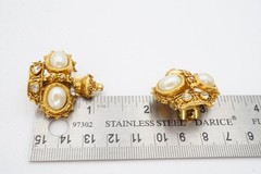 Vintage Graziano Clip On Earrings Gold Tone Faux Pearl Rhinestone Crown
