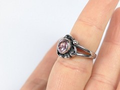 Vtg Sterling Silver 925 Art Nouveau Style Pink Solitaire Stone Ring Size 5.25