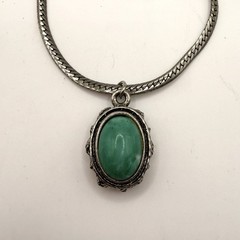 Vintage Silver Tone Faux Jade Cabochon Pendant Necklace Ornate Setting