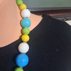 Vintage 1980s Chunky Beaded Necklace Blue, Green, Yellow And White 18 Inches