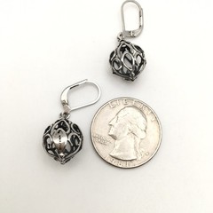 Vintage Sterling Silver Filigree Sphere Ball Leverback Dangle Earrings 3.6g #08