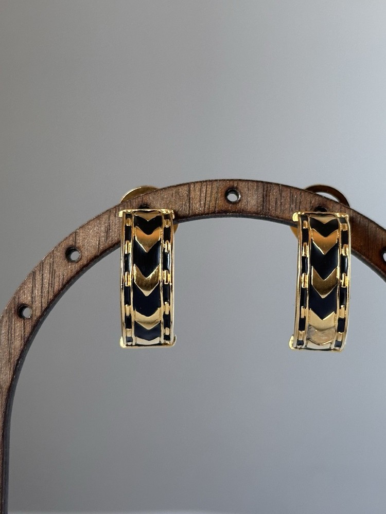 Vintage Earrings Damascene Hoop MMA Museum Modern Art Arrows Dashes 1”