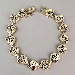 Vintage Heart Chain Bracelet Filigree Openwork 1cm Gold Tone 6.5″