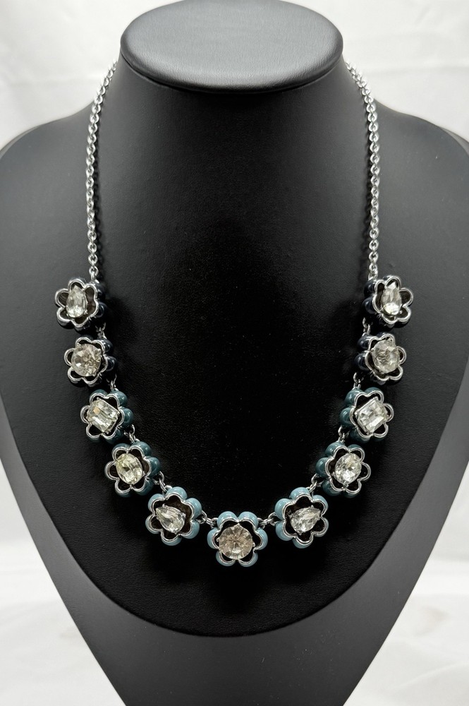 20″ Ann Taylor Factory Flower plastic Stone Statement Necklace