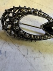 Vintage Filigree Brooch Earring Set Black Stone Bow Look Silver Tone
