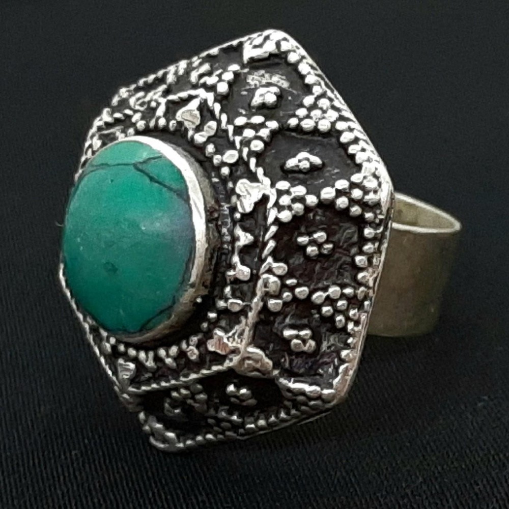 Vintage 2.50ctw Green Turquoise Silver Ring Size 7.5