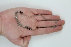 VINTAGE MARY ELWYN STUDIO ARTISAN STERLING SILVER 925 17.75″ NECKLACE GARNET