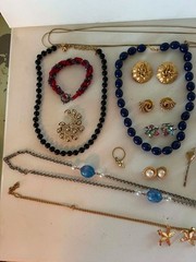 Grandmas Jewerly Lot Mixed Vintage Estate 22 pieces Monet Avon + more