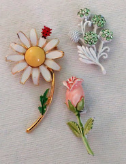 Vintage High End Flower Brooch Earring Jewelry Lot wSets Hollycraft Weiss Emmons