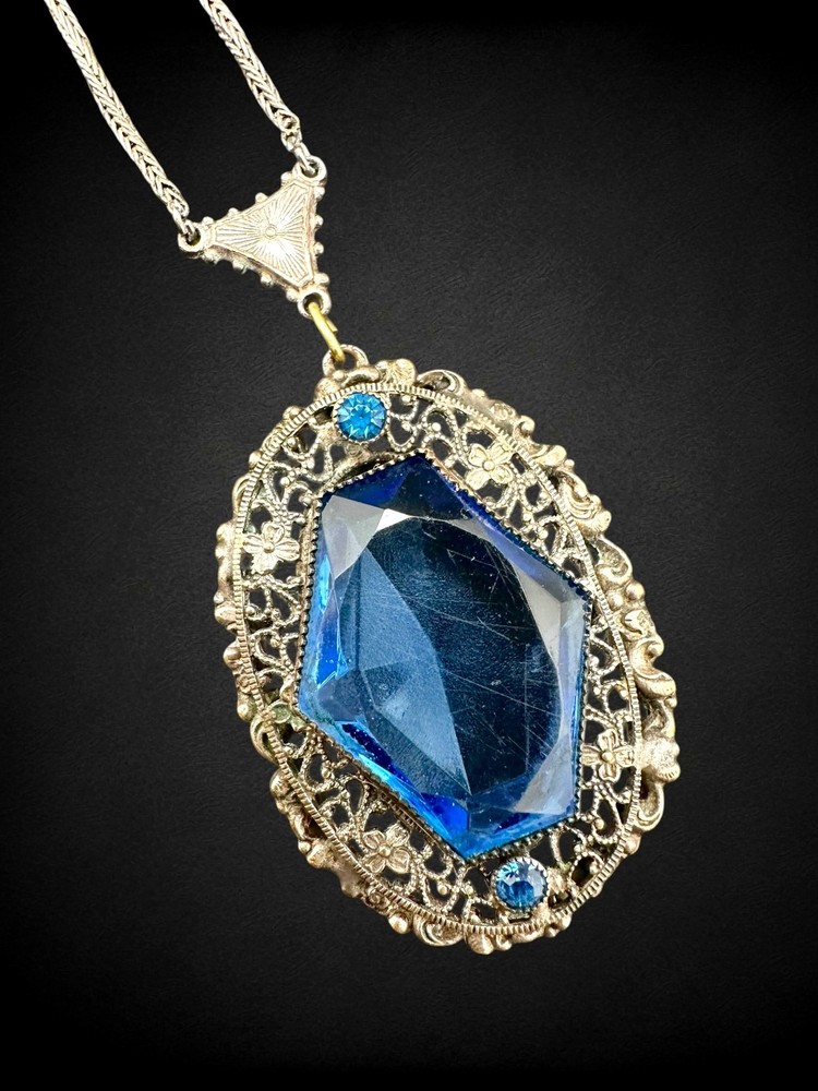 Vintage Antique Art Deco Blue Glass Pendant Necklace Filigree Silver Tone Czech