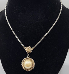 Vintage Art Noveau Imitation Pearl Crystal 15in – missing stones