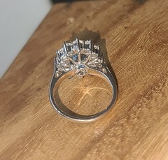 Vintage 18K White Gold Engagement Ring 2.84ct. Natural Teal Blue Sapphire Oval