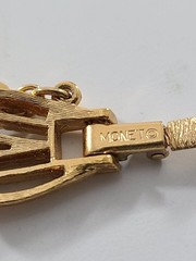 VTG Monet Openwork Teardrop Shape Link Gold Tone Bracelet Safety Chain Free Ship