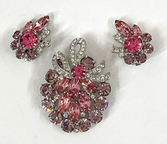 EISENBERG ICE Pink & Clear Rhinestone Brooch & Earrings Set w/Bow Accent