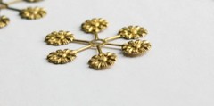 Raw Brass Flower Tipped Spoked Setting Base Finding 40mm (2)