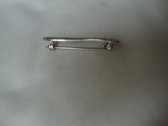 VINTAGE 1970-80s HAIRCOMB MARCASITE ENCRUSTED STERLING SILVER STAMPED 925 PIN