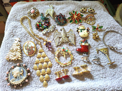 Vintage Costume jewelry lot. Many designers.