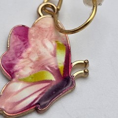 Pink Purple Enamel Butterfly Dangle Earrings Gold Tone French Hook 21mm Vintage