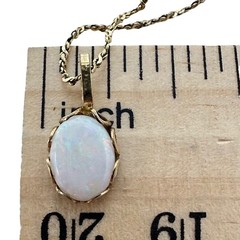 Vintage 1/20 14K GF Dainty Minimalist Opalite Oval Pendant Necklace