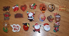 Lot of 20 Hallmark Pins Brooch Christmas Holiday Santa Thanksgiving Turkey Pin