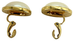 Vintage 1970/80s Clip On Earrings, 4 Pair, Gold-tone, used (DD1)