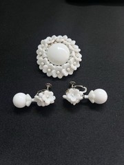 Vintage Miriam Haskell Milk Glass Flower Brooch & Earrings White Floral Dangles