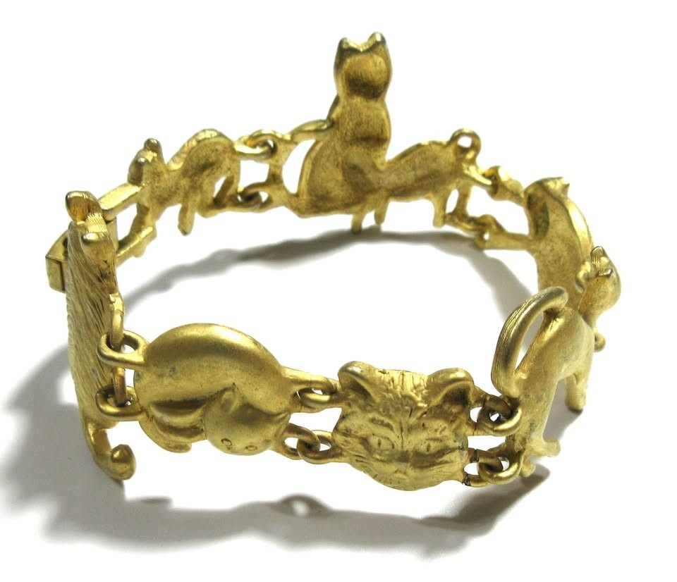 VTG 7.25″ SIGNED AJC KITTEN KITTY CAT FELINE WRAP bracelet brushed gold tone mtl