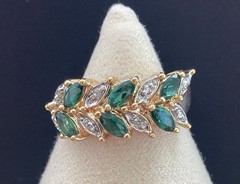Sterling Silver ~ ROSS SIMONS Green CZ Pave Ring Size 7.75 Gold 4.4 g