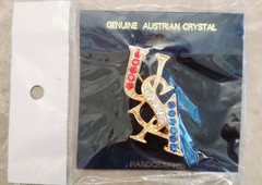 Handcrafted Gold Tone USA Brooch W/ Red White &Blue genuine Austrian crystal pin
