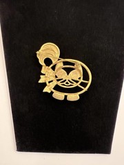 Vintage Gold Tone Cat Brooch Pin Etched Kitty Cat Figural Costume Jewelry
